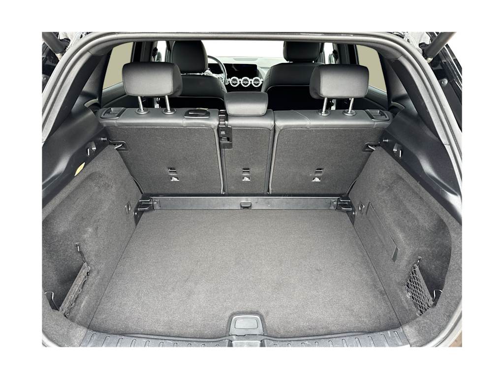 Thumbnail: 2025 Mercedes-Benz GLA - 17