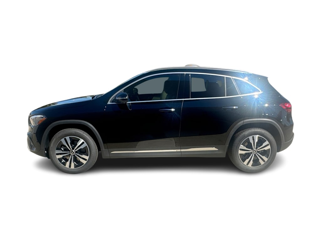 Thumbnail: 2026 Mercedes-Benz GLA - 3
