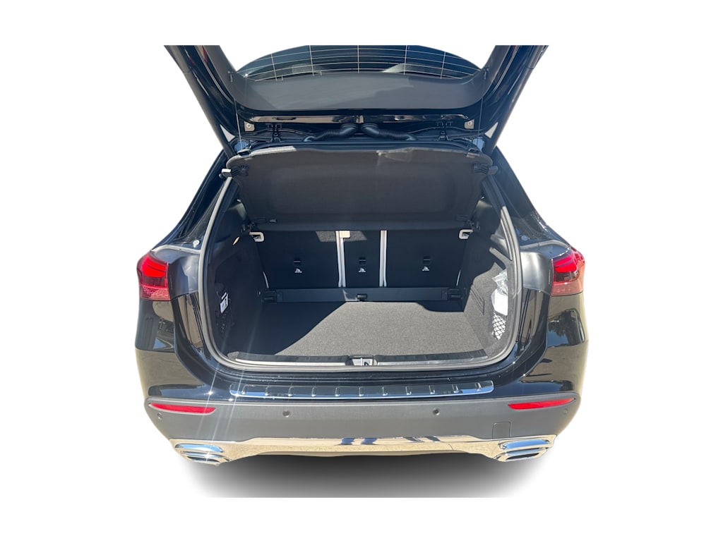 Thumbnail: 2026 Mercedes-Benz GLA - 16