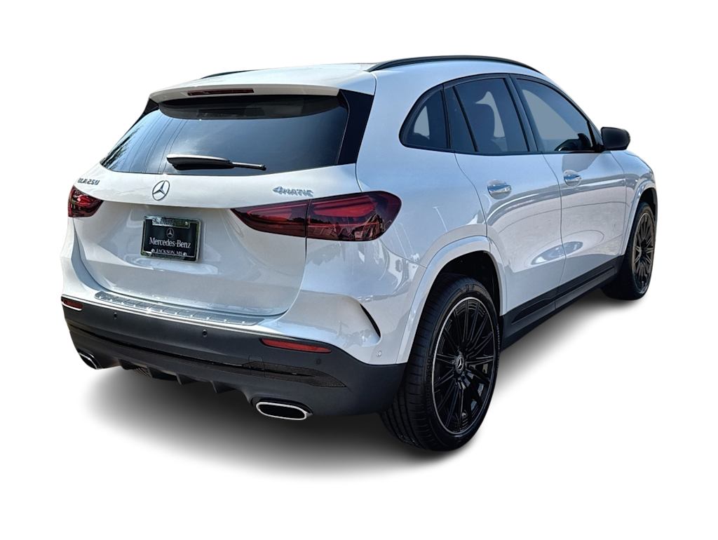 Thumbnail: 2026 Mercedes-Benz GLA - 21