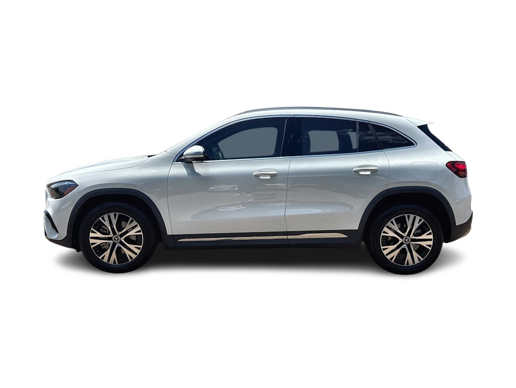 Thumbnail: 2026 Mercedes-Benz GLA - 3