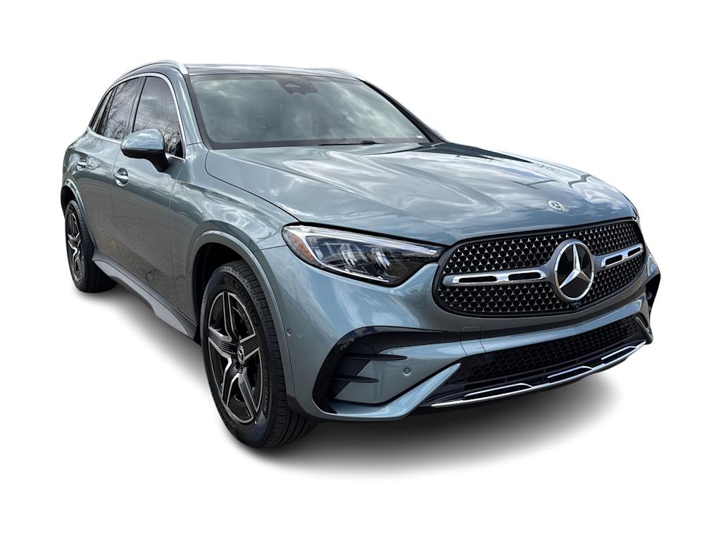 Thumbnail: 2026 Mercedes-Benz GLC - 22