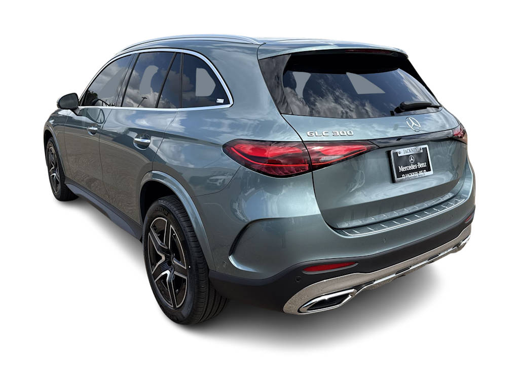 Thumbnail: 2026 Mercedes-Benz GLC - 4
