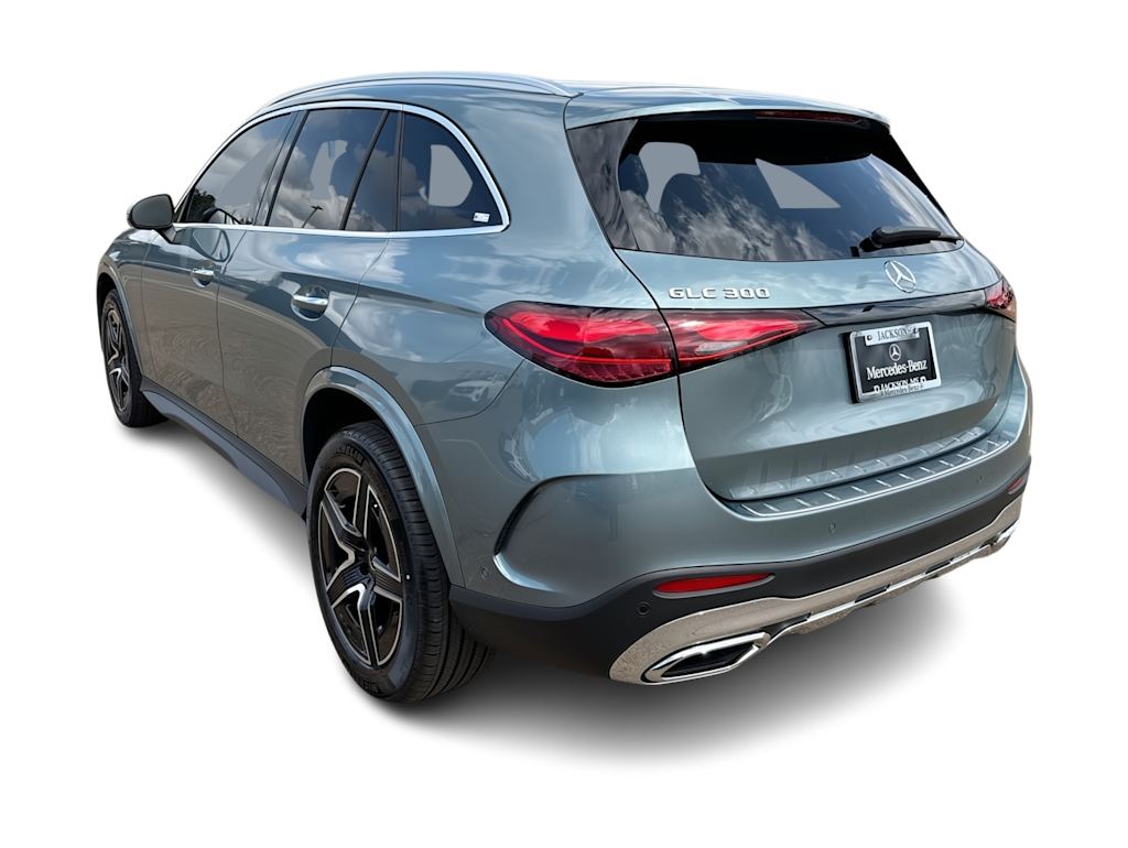 Thumbnail: 2026 Mercedes-Benz GLC - 4