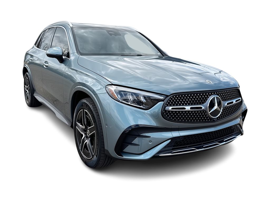 Thumbnail: 2026 Mercedes-Benz GLC - 22