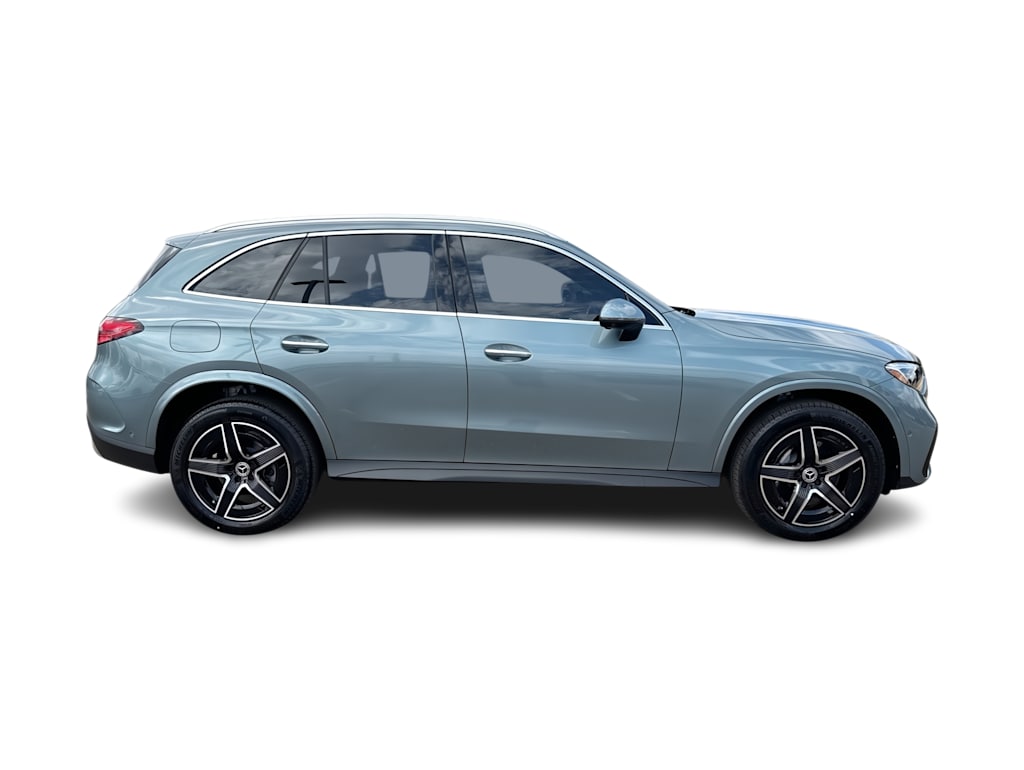 Thumbnail: 2026 Mercedes-Benz GLC - 21