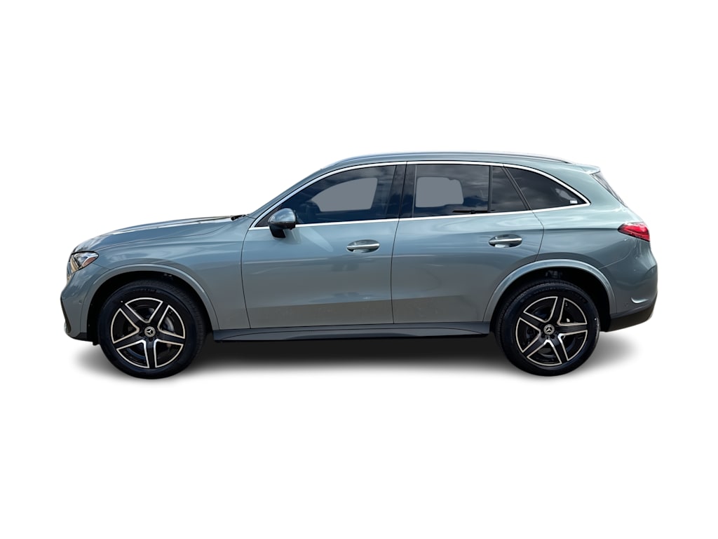 Thumbnail: 2026 Mercedes-Benz GLC - 3