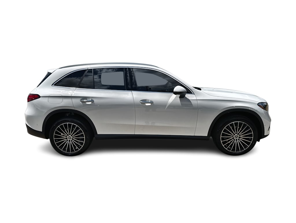 Thumbnail: 2026 Mercedes-Benz GLC - 22