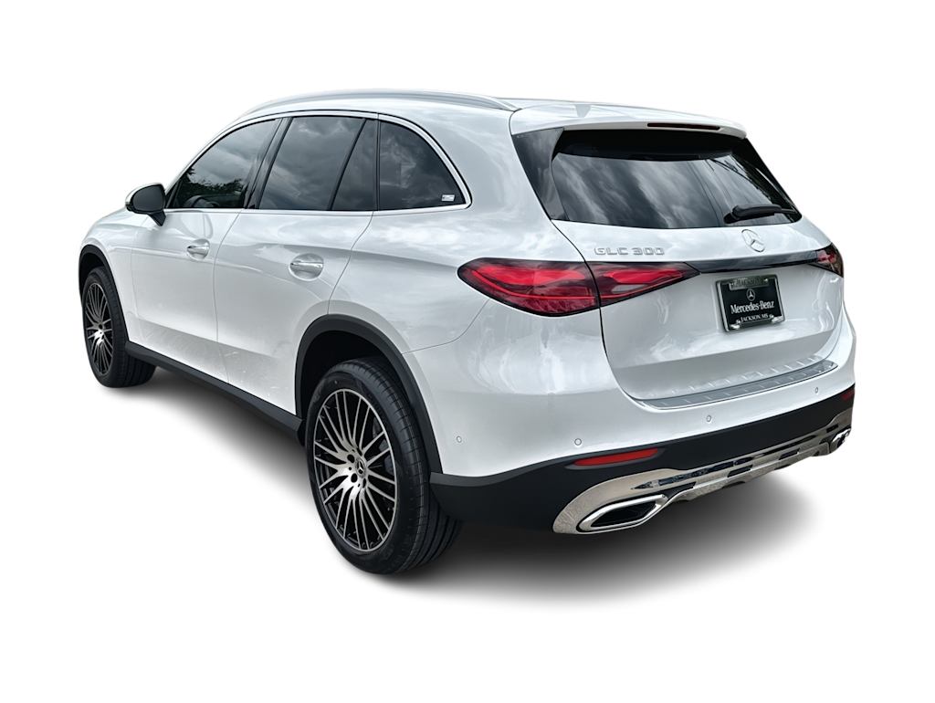 Thumbnail: 2026 Mercedes-Benz GLC - 4
