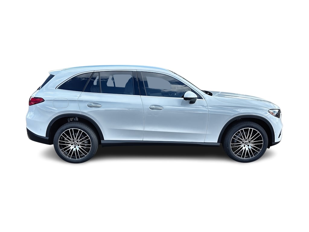 Thumbnail: 2026 Mercedes-Benz GLC - 21