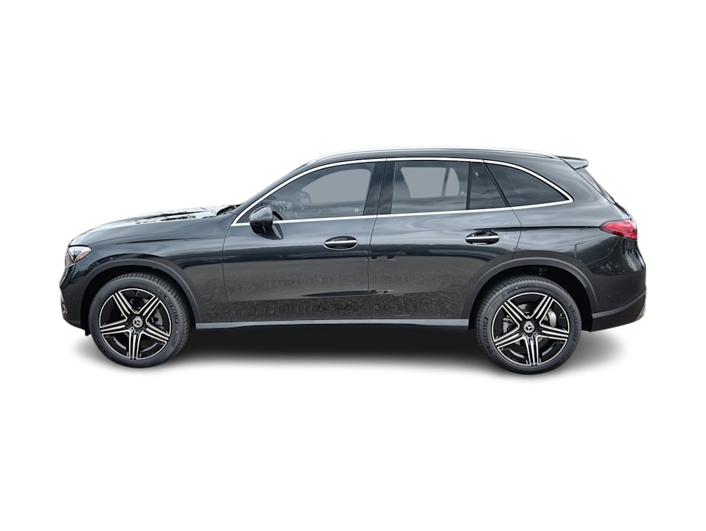 Thumbnail: 2026 Mercedes-Benz GLC - 3