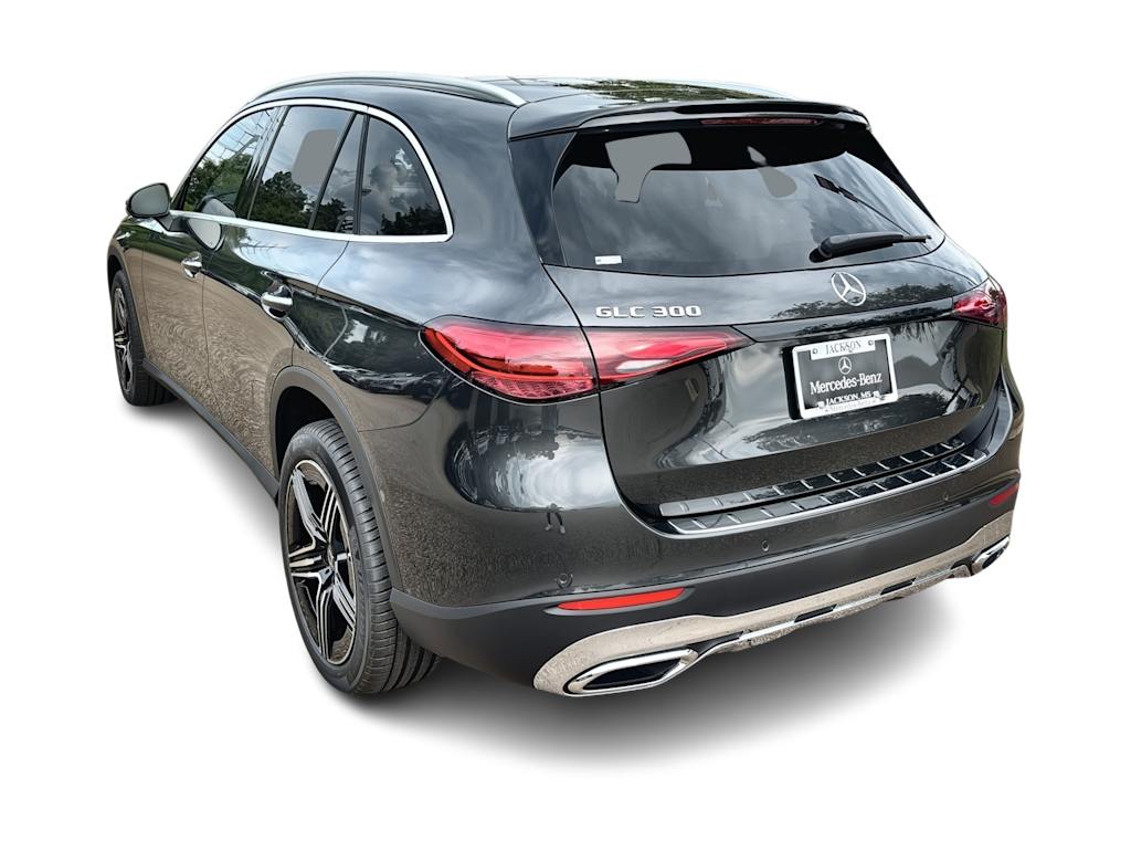 Thumbnail: 2026 Mercedes-Benz GLC - 4