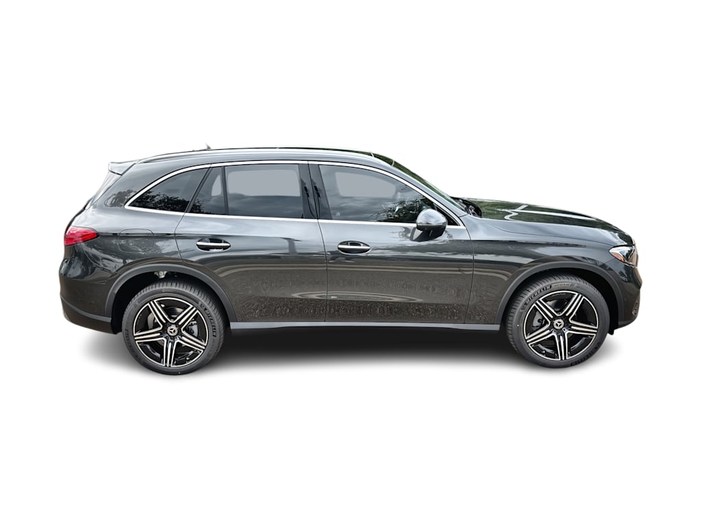 Thumbnail: 2026 Mercedes-Benz GLC - 21
