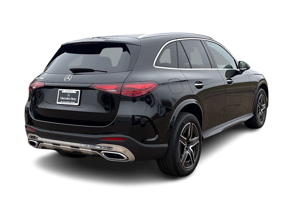 Thumbnail: 2026 Mercedes-Benz GLC - 20