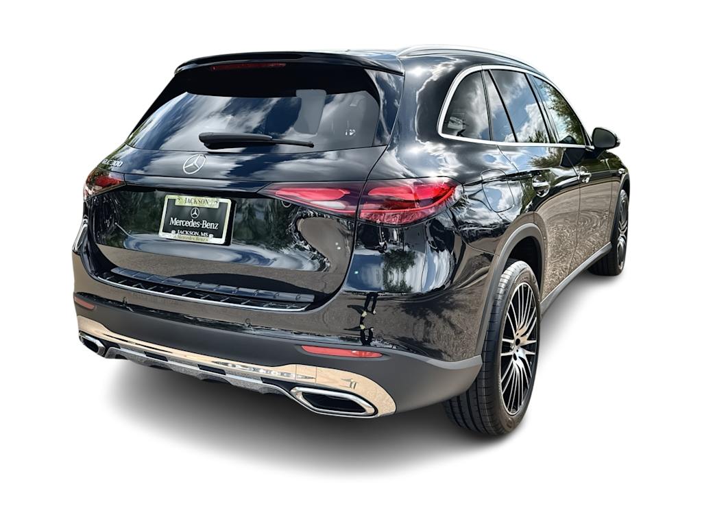 Thumbnail: 2026 Mercedes-Benz GLC - 19