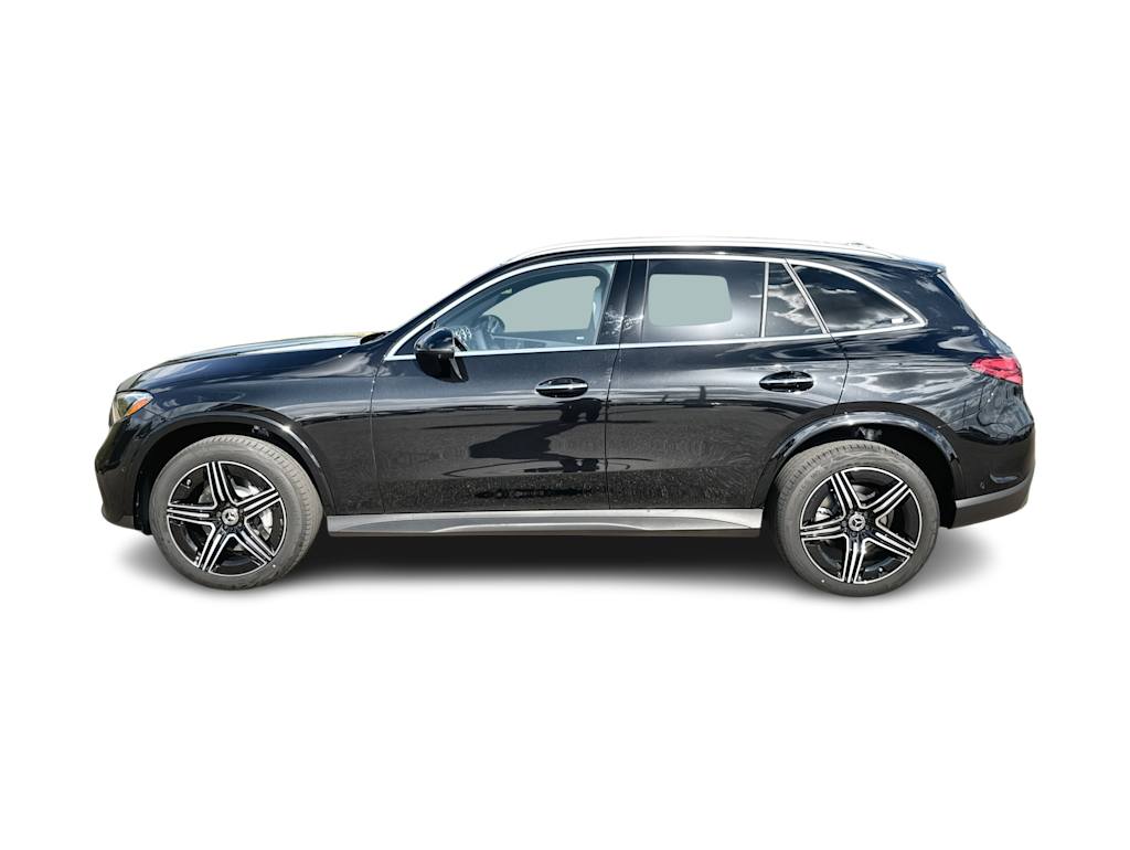 Thumbnail: 2026 Mercedes-Benz GLC - 3