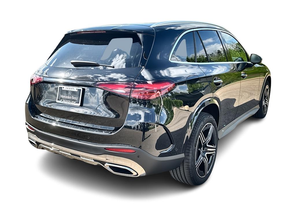 Thumbnail: 2026 Mercedes-Benz GLC - 20