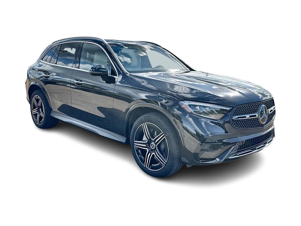 Thumbnail: 2026 Mercedes-Benz GLC - 23