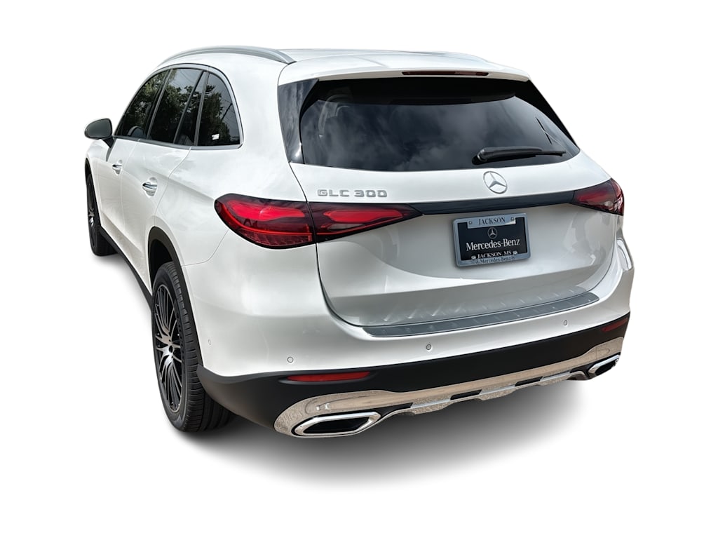 Thumbnail: 2026 Mercedes-Benz GLC - 4