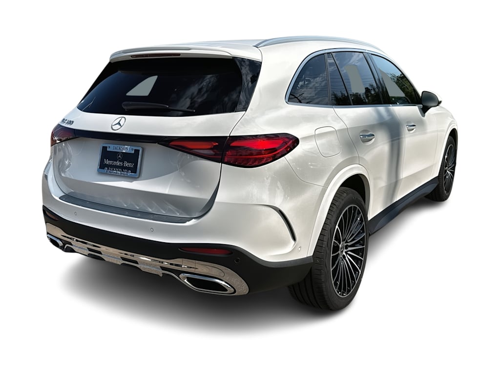 Thumbnail: 2026 Mercedes-Benz GLC - 20