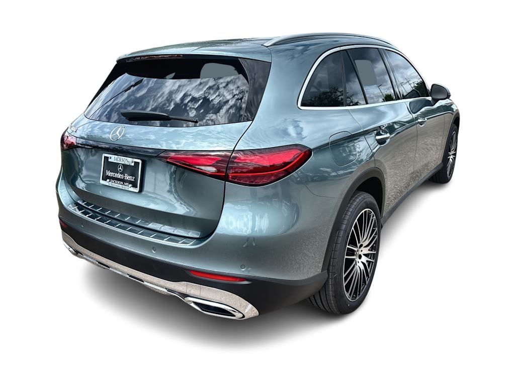 Thumbnail: 2026 Mercedes-Benz GLC - 18