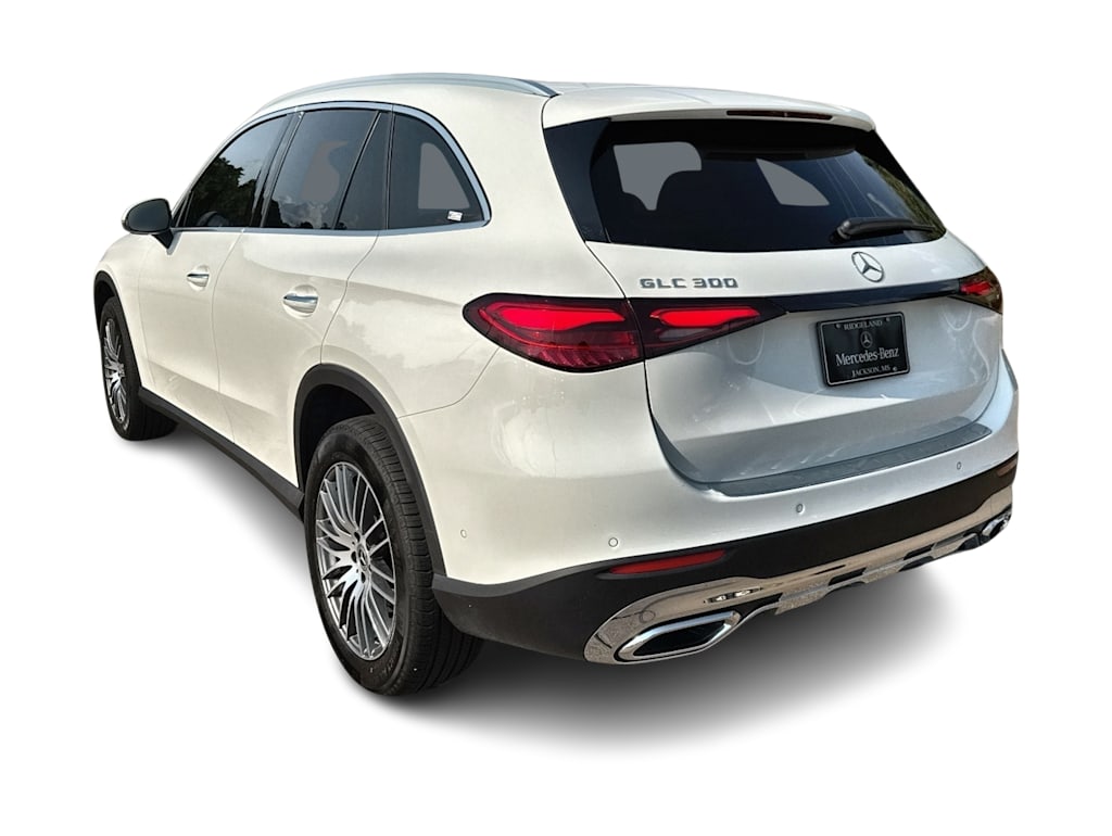 Thumbnail: 2026 Mercedes-Benz GLC - 4