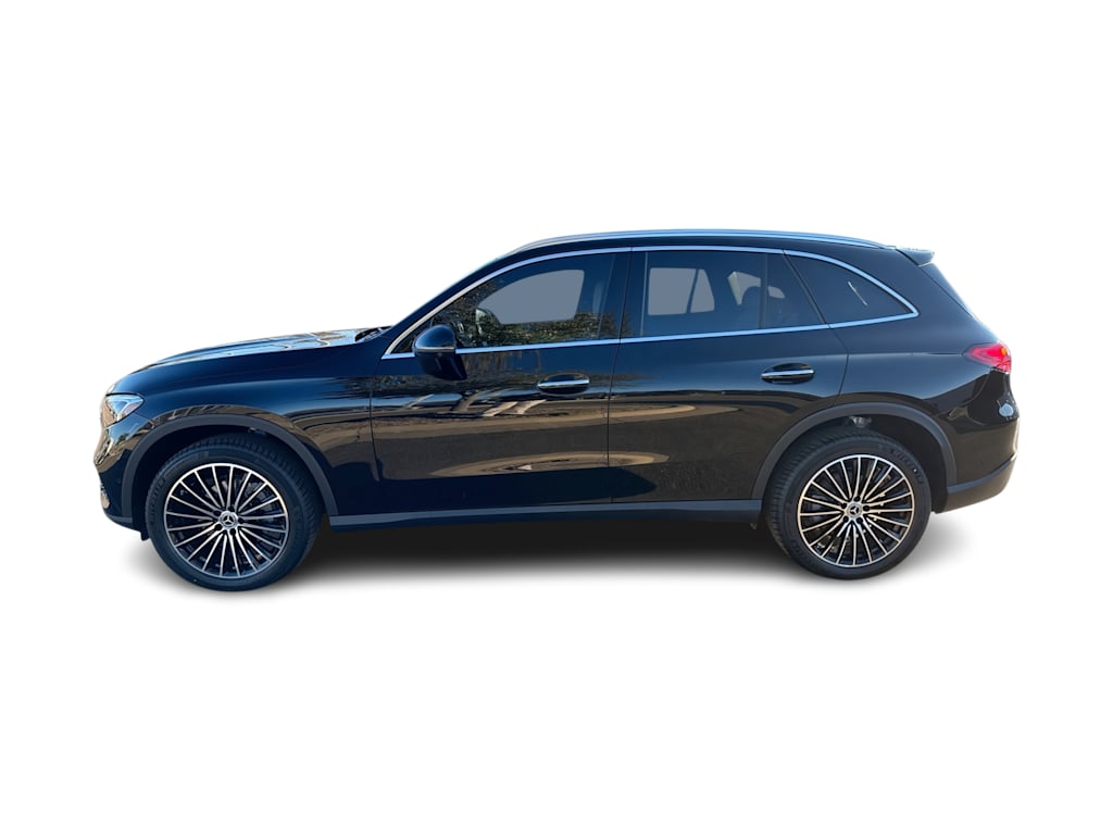 Thumbnail: 2026 Mercedes-Benz GLC - 3