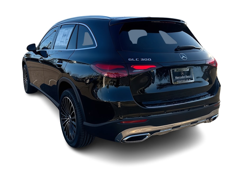 Thumbnail: 2026 Mercedes-Benz GLC - 4