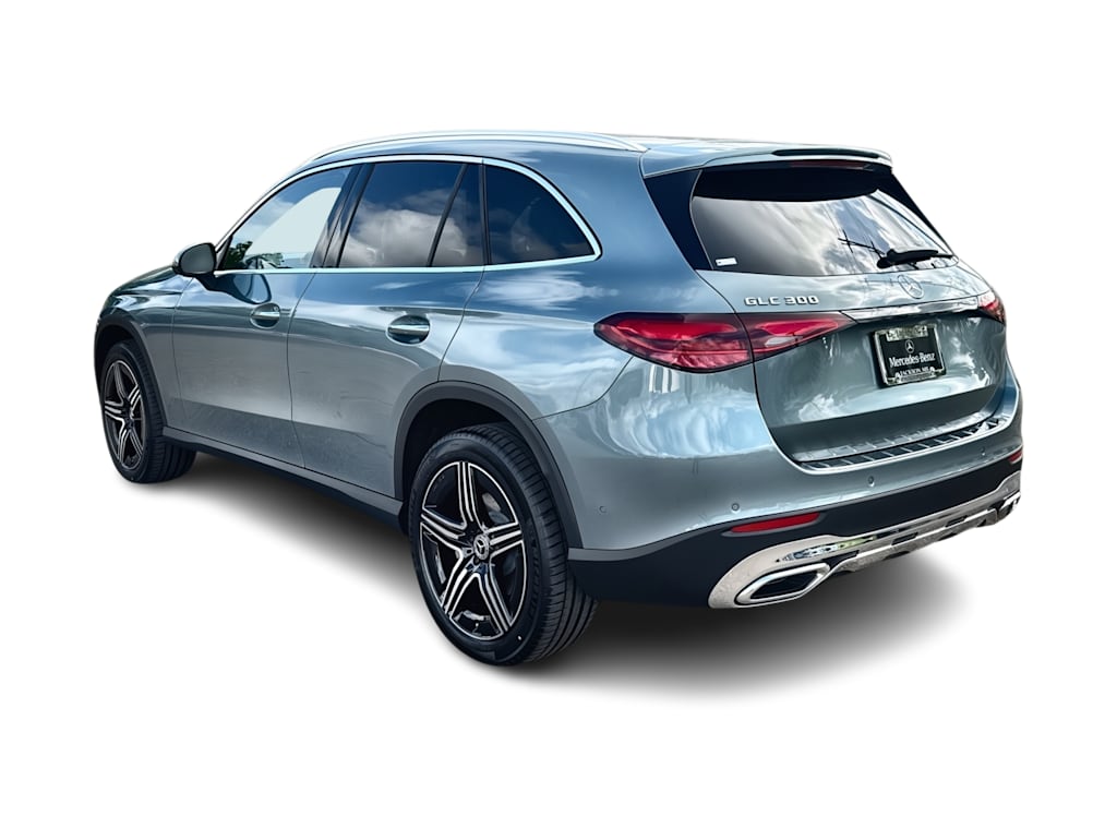 Thumbnail: 2026 Mercedes-Benz GLC - 4