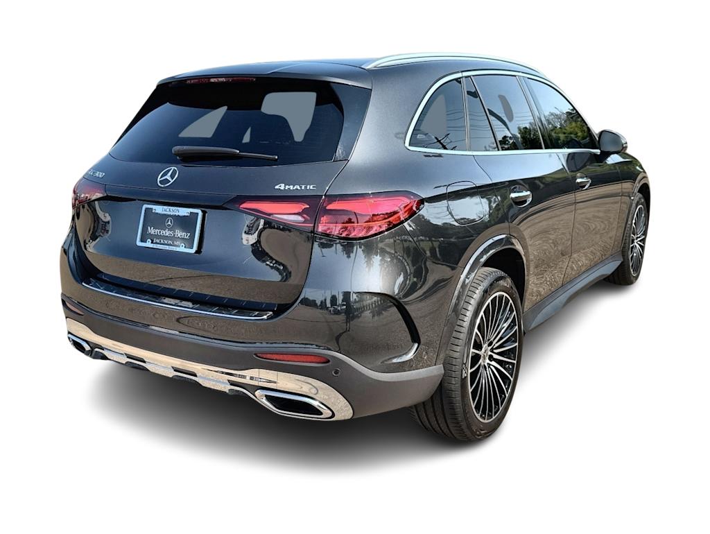 Thumbnail: 2026 Mercedes-Benz GLC - 21