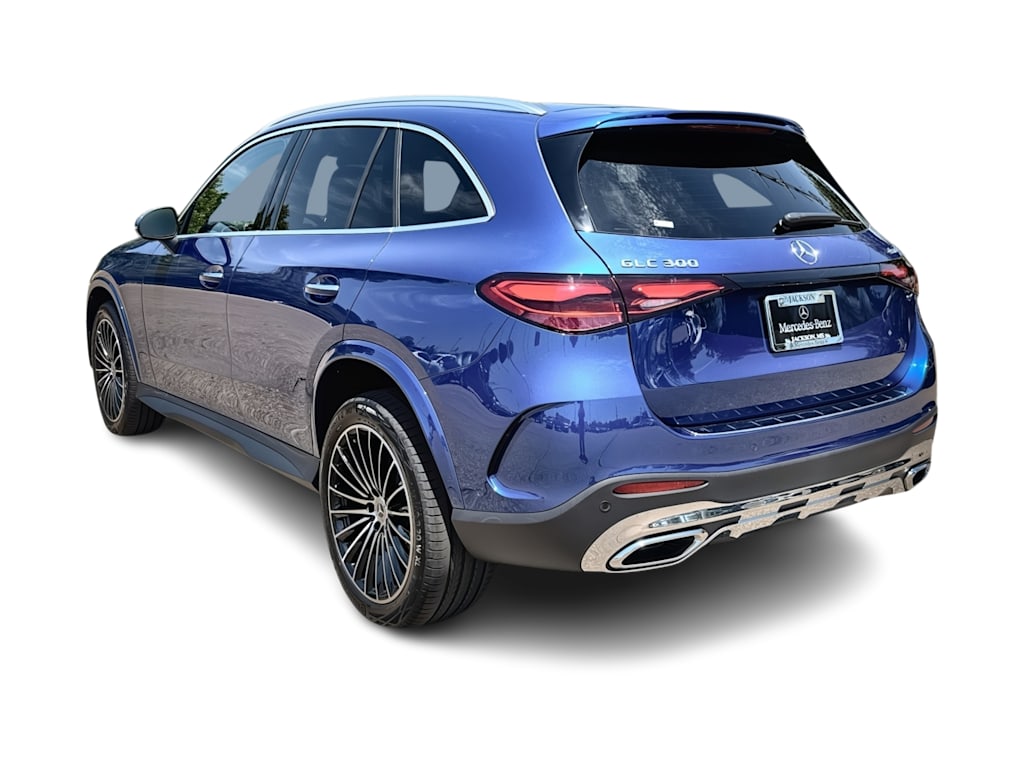 Thumbnail: 2026 Mercedes-Benz GLC - 4