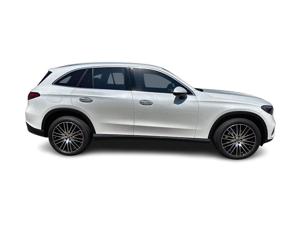 Thumbnail: 2026 Mercedes-Benz GLC - 23