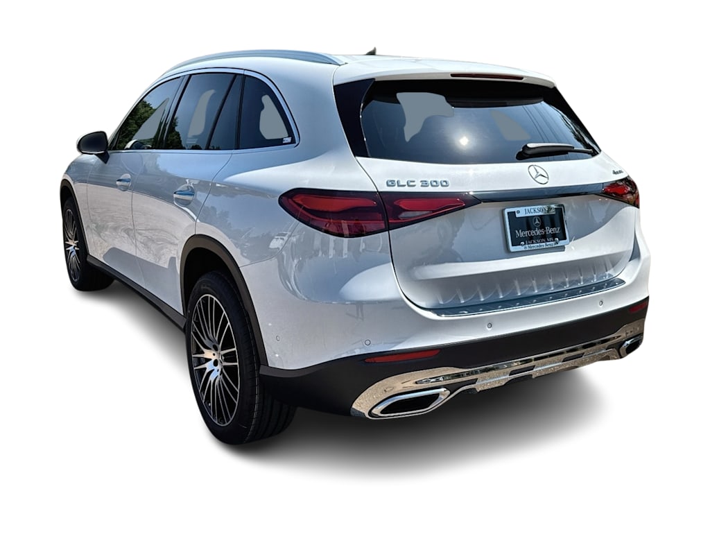 Thumbnail: 2026 Mercedes-Benz GLC - 4