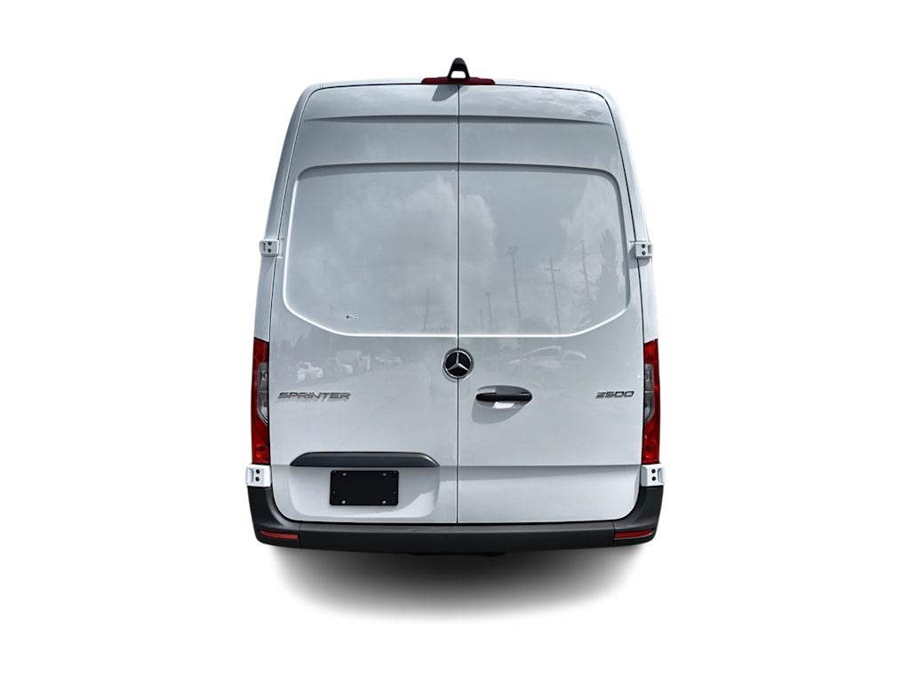 Thumbnail: 2026 Mercedes-Benz Sprinter - 3