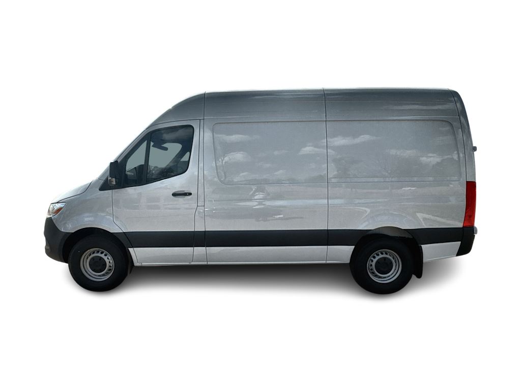Thumbnail: 2026 Mercedes-Benz Sprinter - 3