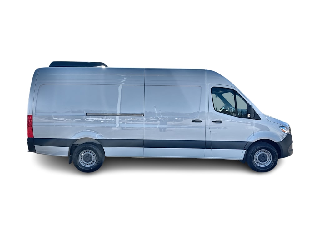 Thumbnail: 2026 Mercedes-Benz Sprinter - 15