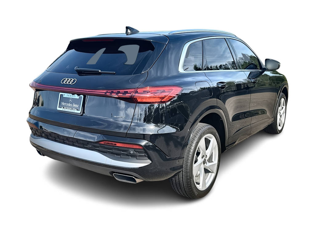 Thumbnail: 2025 Audi Q5 - 19