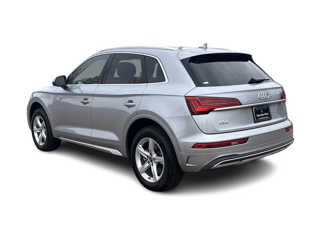 Thumbnail: 2023 Audi Q5 - 4