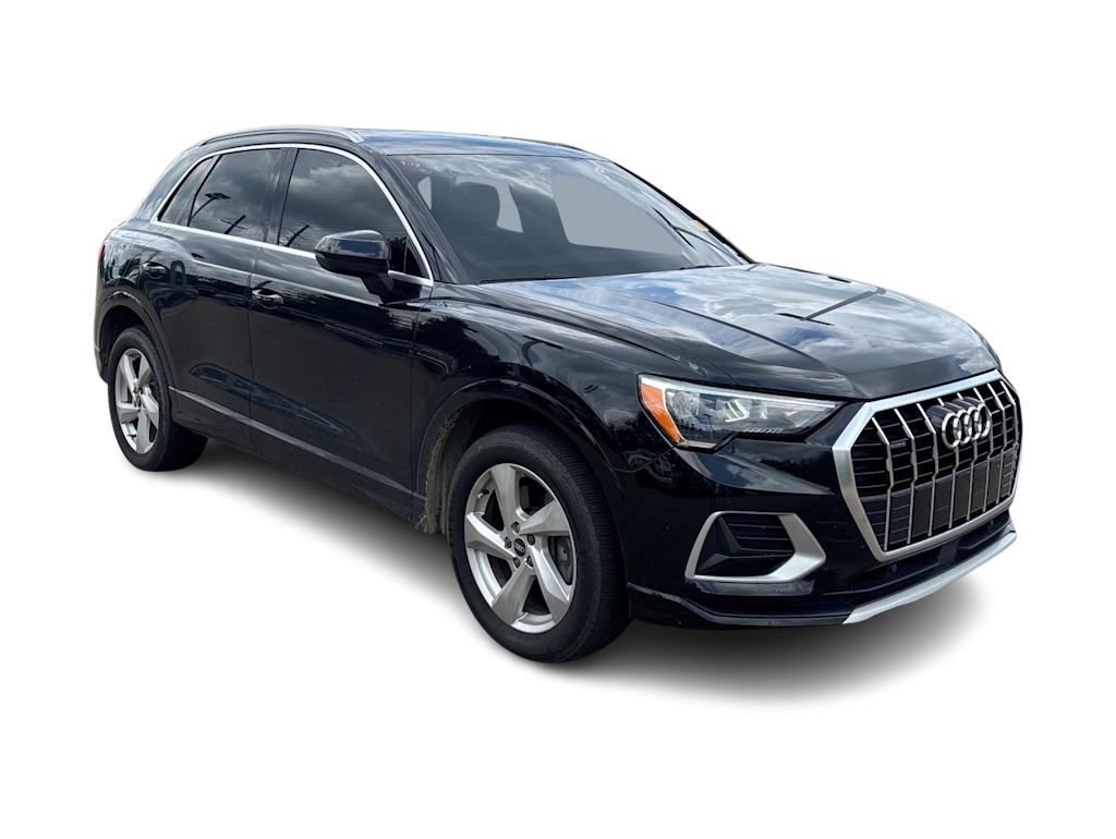 Thumbnail: 2021 Audi Q3 - 18