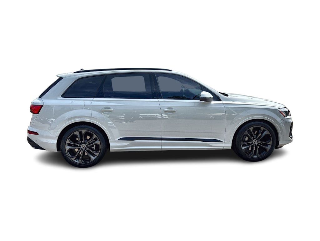 Thumbnail: 2025 Audi Q7 - 21