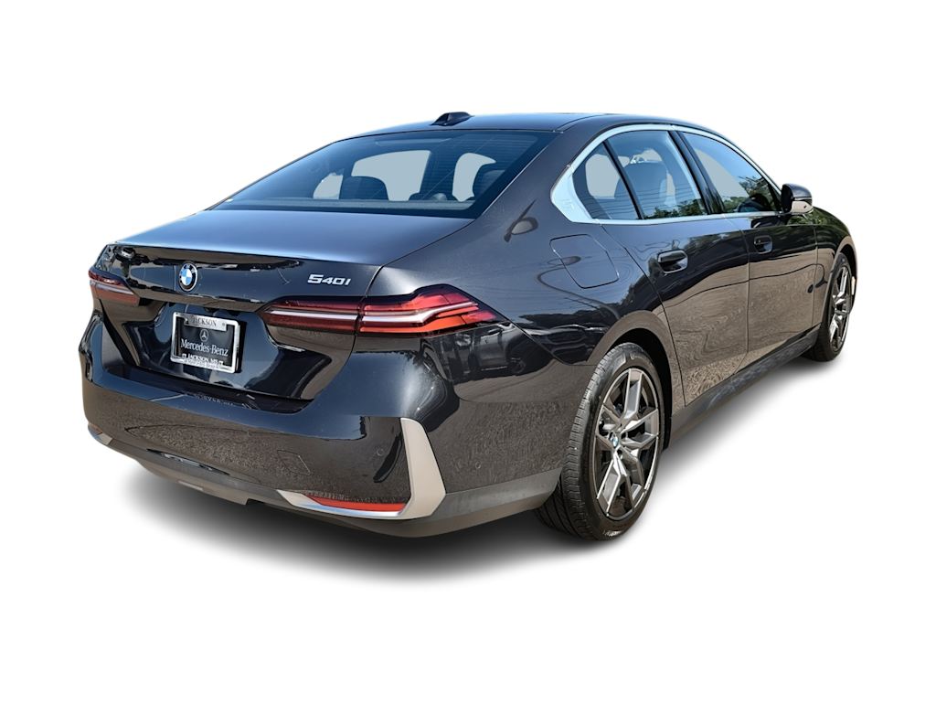 Thumbnail: 2026 BMW 5 Series - 19