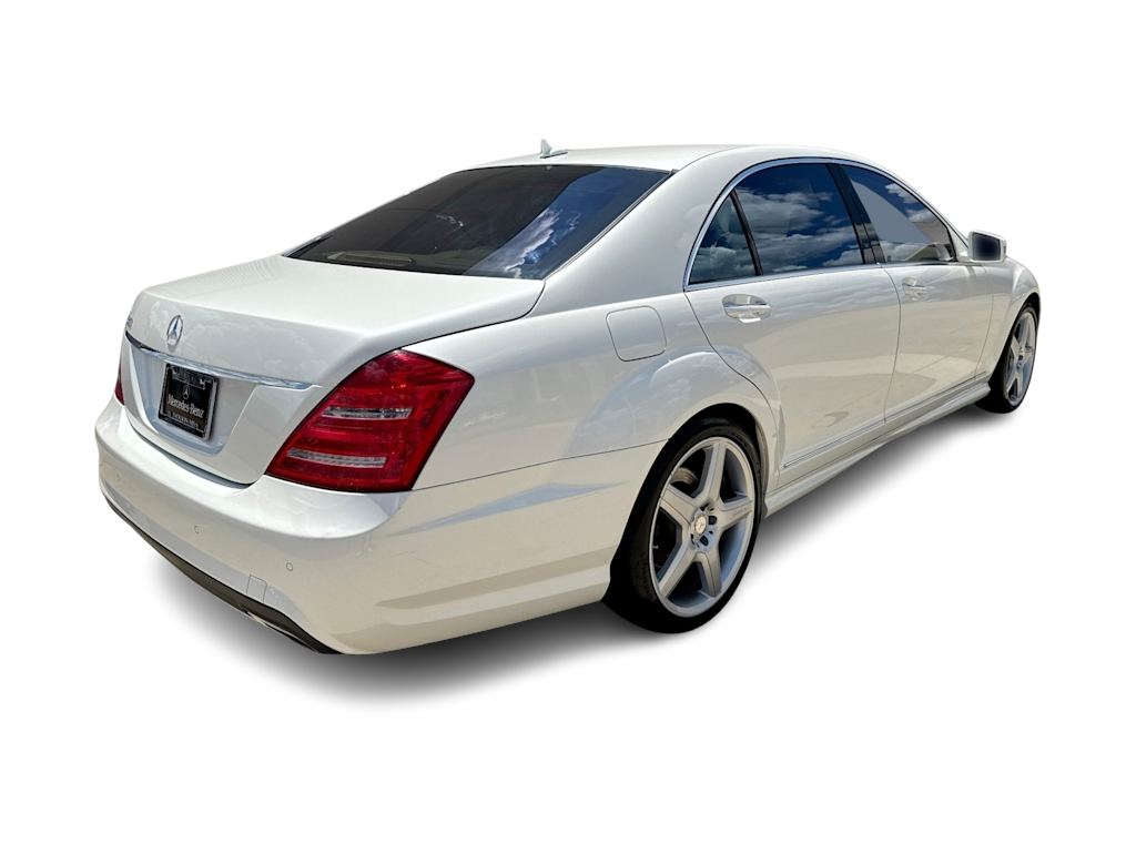 Thumbnail: 2013 Mercedes-Benz S-Class - 20