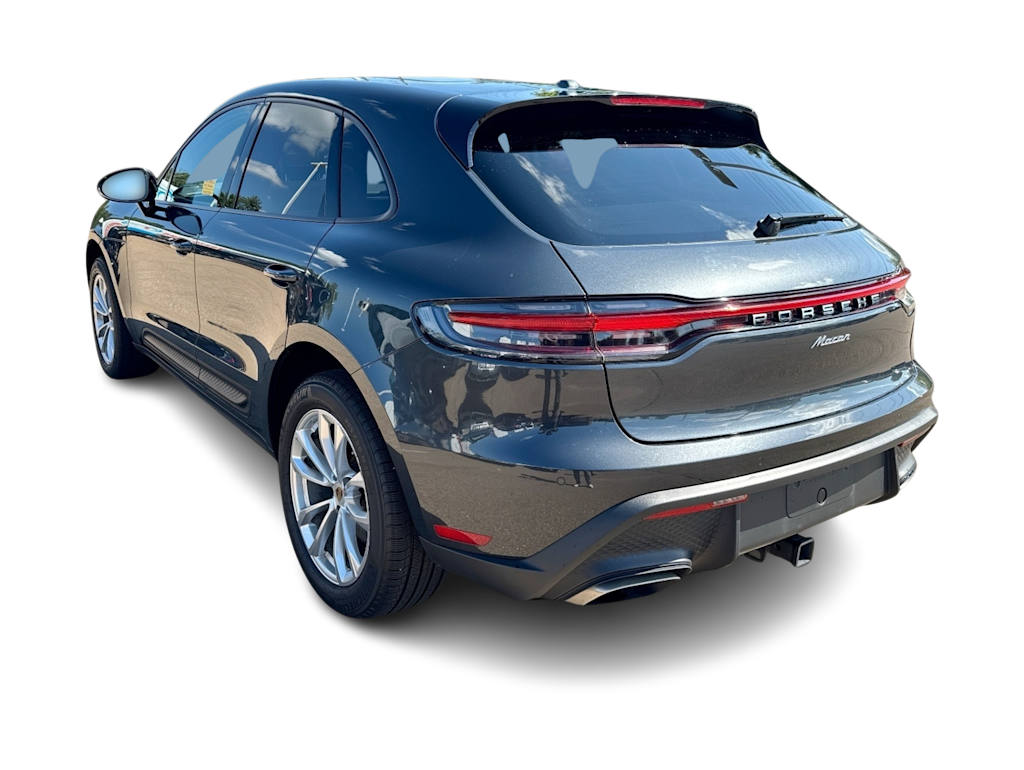 Thumbnail: 2023 Porsche Macan - 4