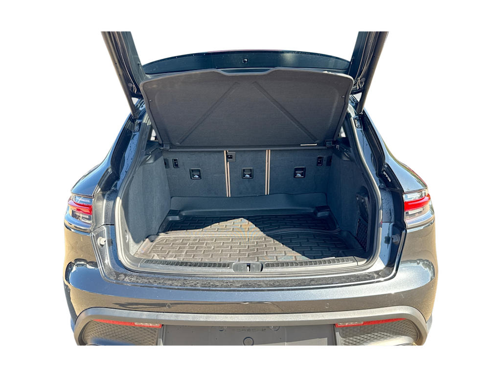 Thumbnail: 2023 Porsche Macan - 16