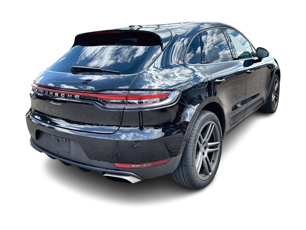 Thumbnail: 2021 Porsche Macan - 9