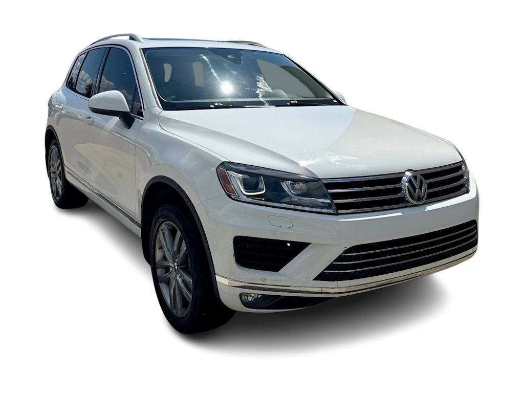 Thumbnail: 2016 Volkswagen Touareg - 20