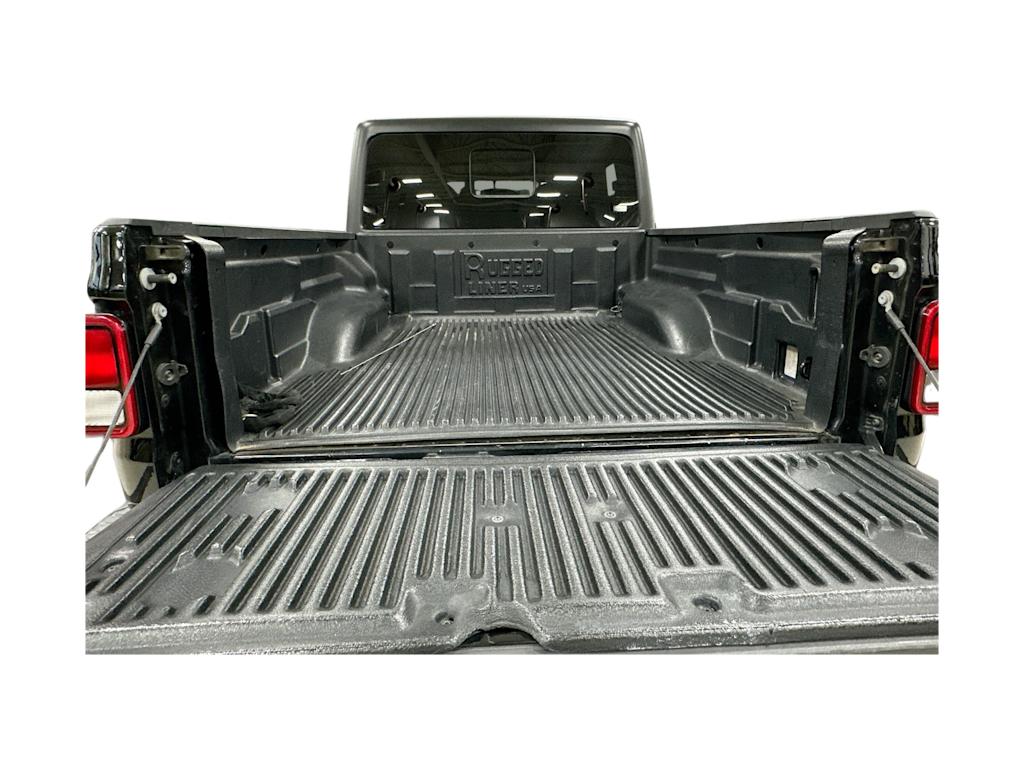 Thumbnail: 2020 Jeep Gladiator - 17