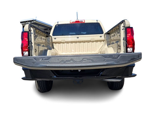 Thumbnail: 2024 Chevrolet Colorado - 32