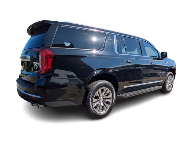 Thumbnail: 2023 GMC Yukon XL - 21