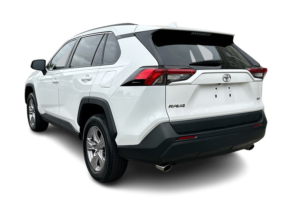 Thumbnail: 2022 Toyota RAV4 - 4